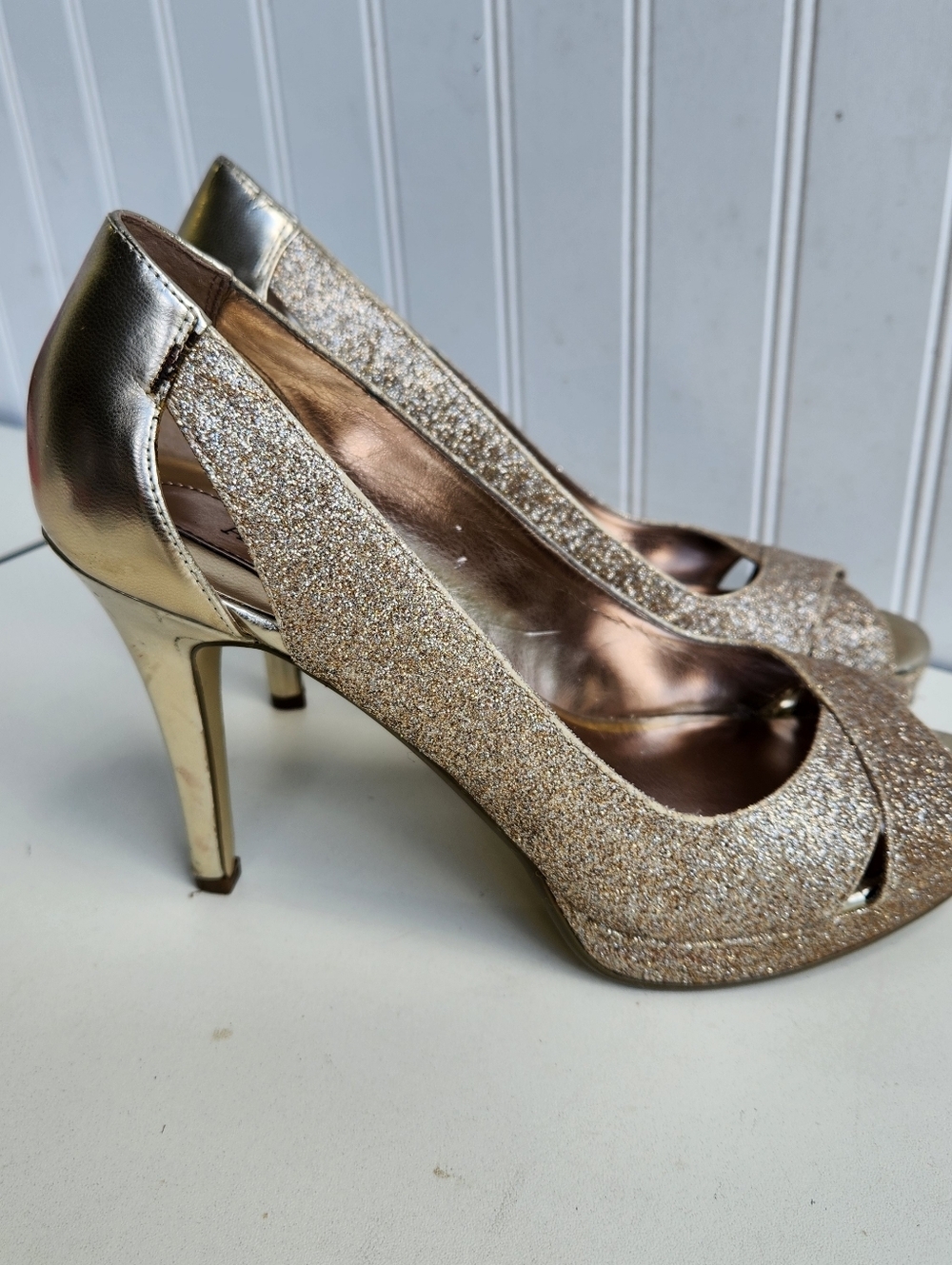 Alfani Women's Sz 7M Fairfax Peep Toe High Heels Silver Platino Glitter Sparkle
